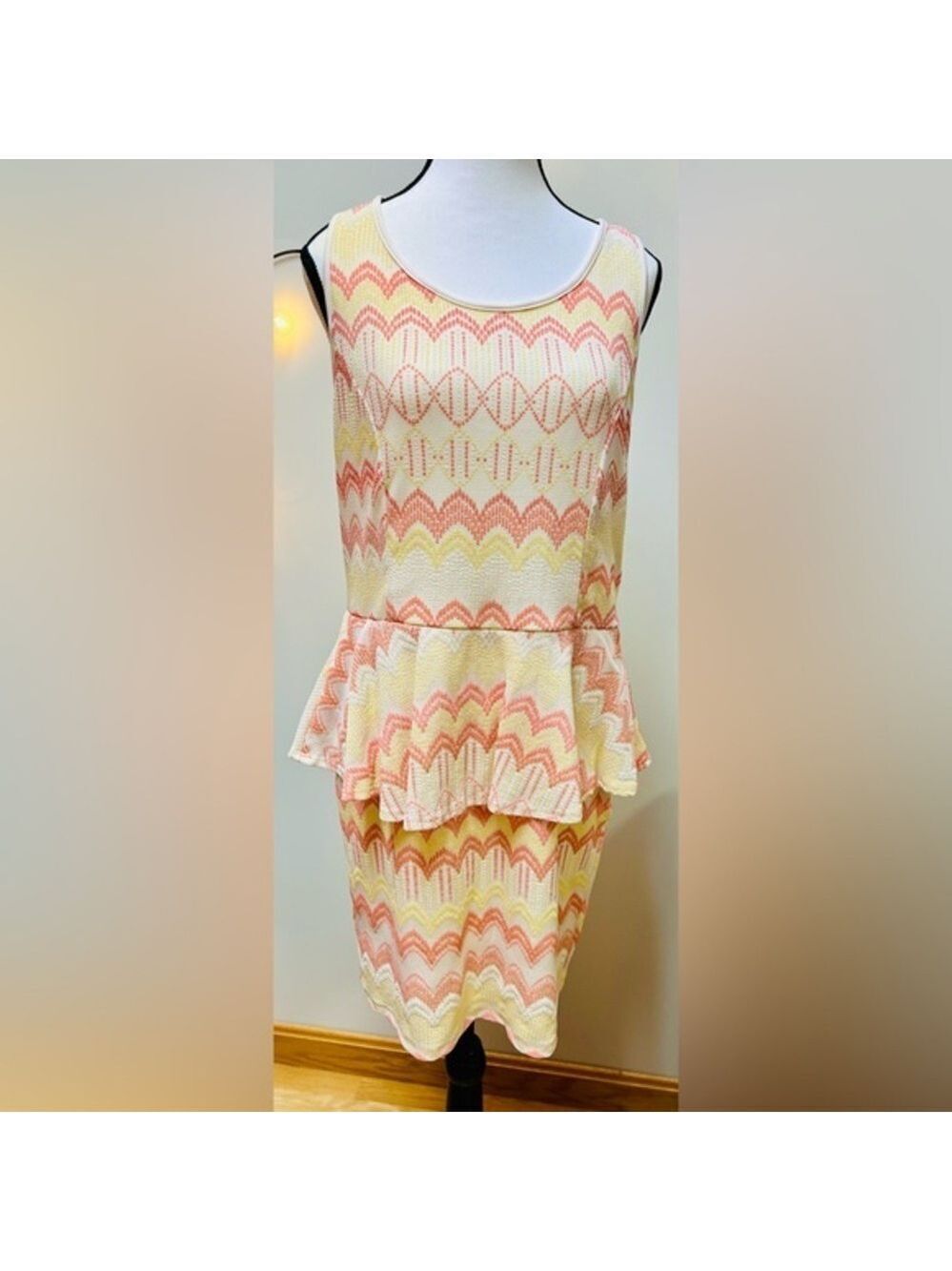 Kristin Miles Orange Yellow Cream Patterned Dress 1X